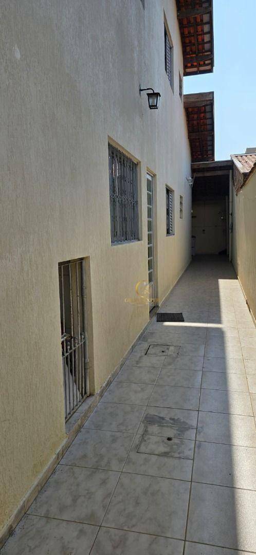 Sobrado para alugar com 3 quartos, 130m² - Foto 24