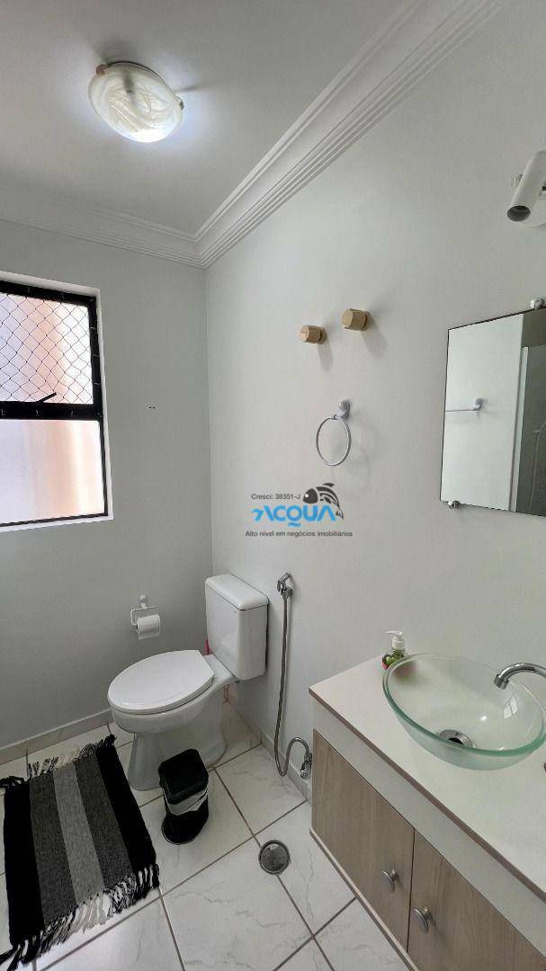 Apartamento à venda com 2 quartos, 82m² - Foto 13