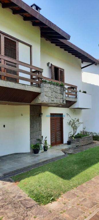 Casa de Condomínio à venda com 5 quartos, 212m² - Foto 3