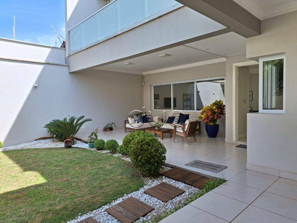 Casa à venda com 3 quartos, 340m² - Foto 43