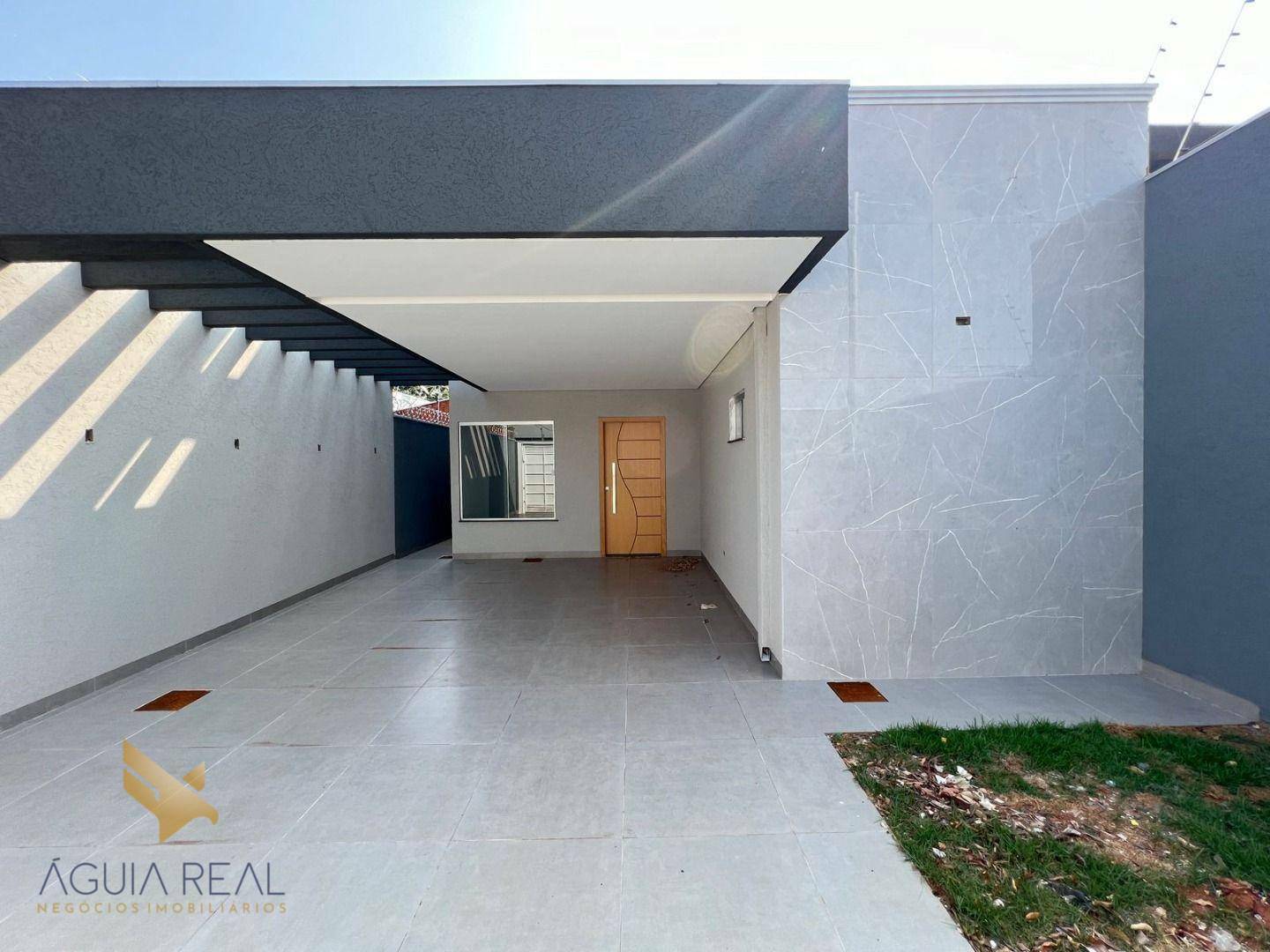 Casa à venda com 3 quartos, 130m² - Foto 1