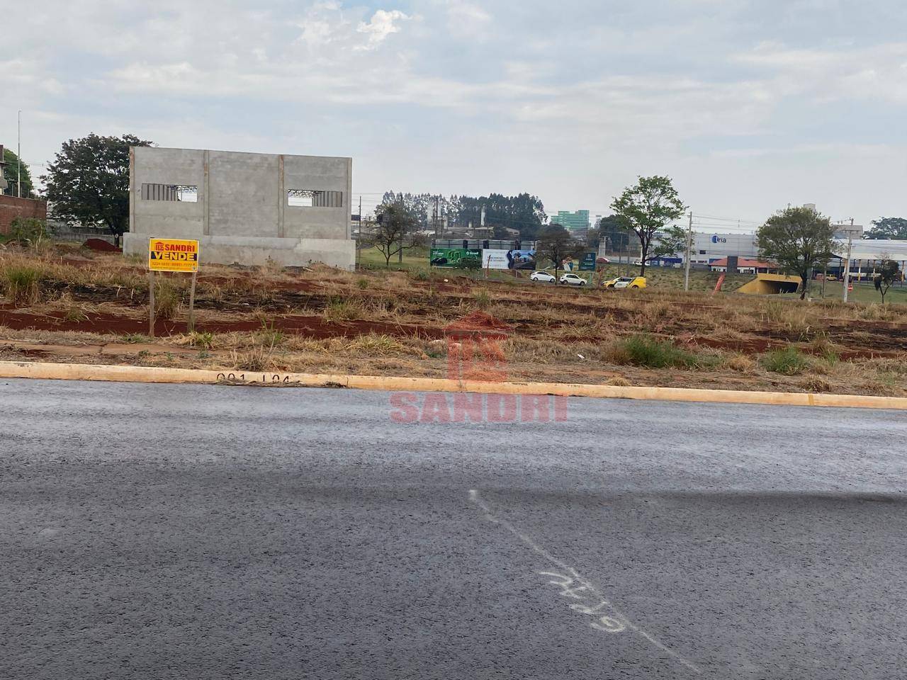 Loteamento e Condomínio, 736 m² - Foto 1