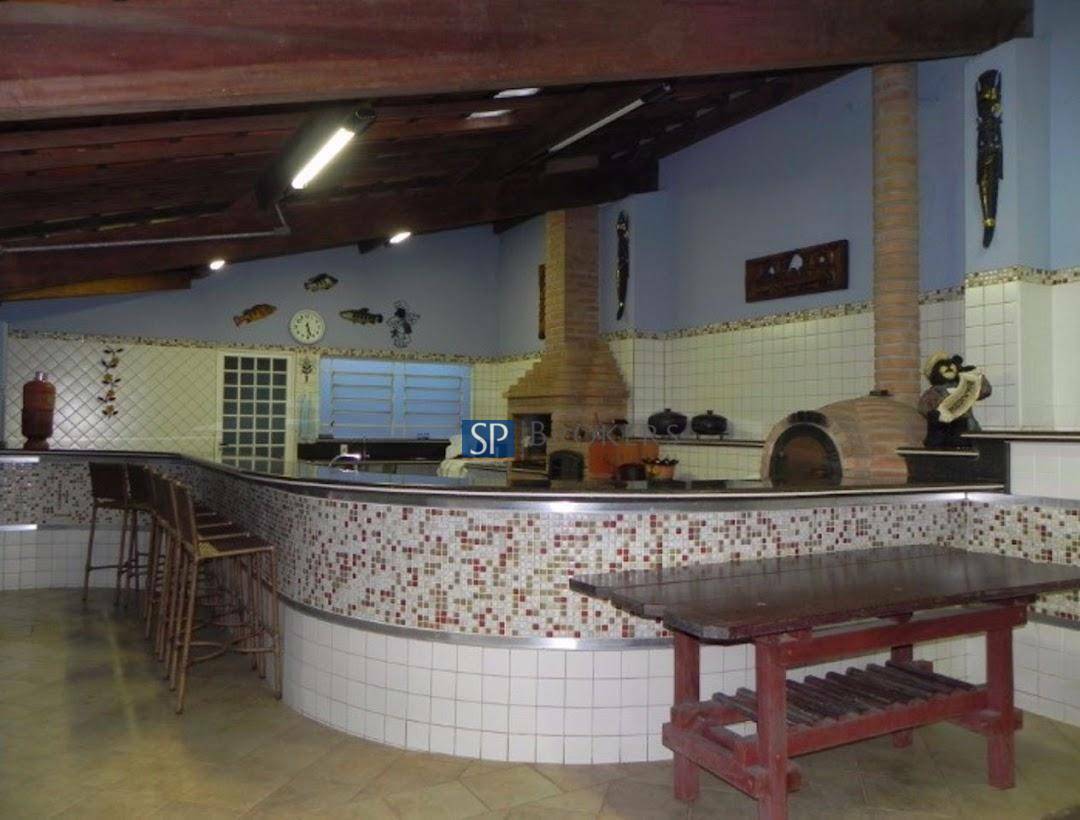 Chácara à venda com 4 quartos, 800m² - Foto 25