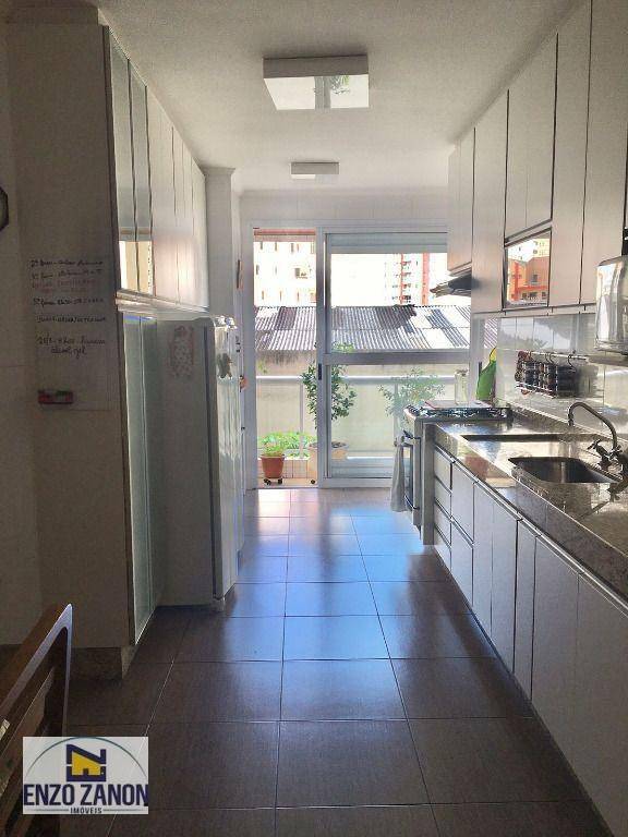 Apartamento à venda com 3 quartos, 139m² - Foto 29