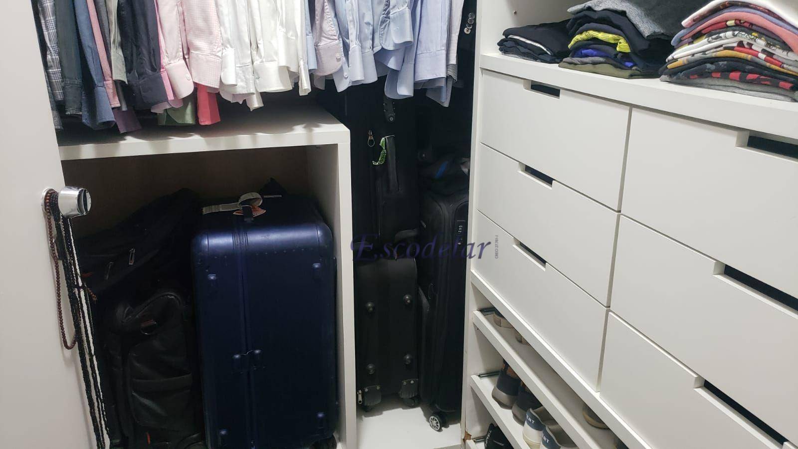 Apartamento para alugar com 4 quartos, 210m² - Foto 19