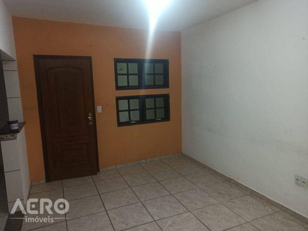 Casa à venda com 2 quartos, 110m² - Foto 19