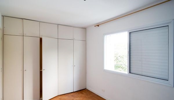 Apartamento à venda com 2 quartos, 70m² - Foto 4