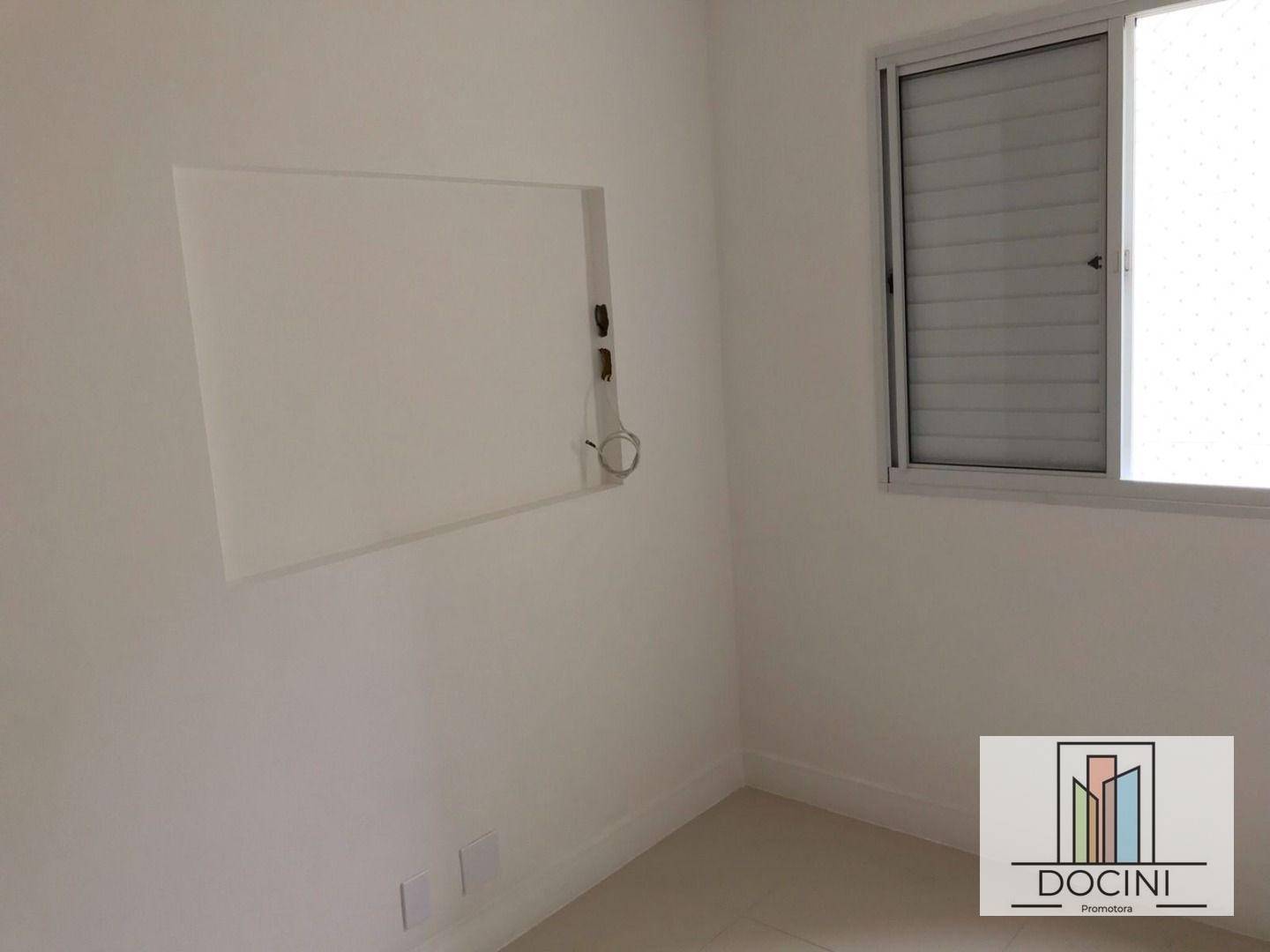 Apartamento à venda com 2 quartos, 63m² - Foto 2