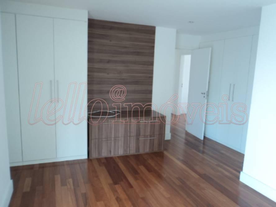 Apartamento para alugar com 3 quartos, 200m² - Foto 10