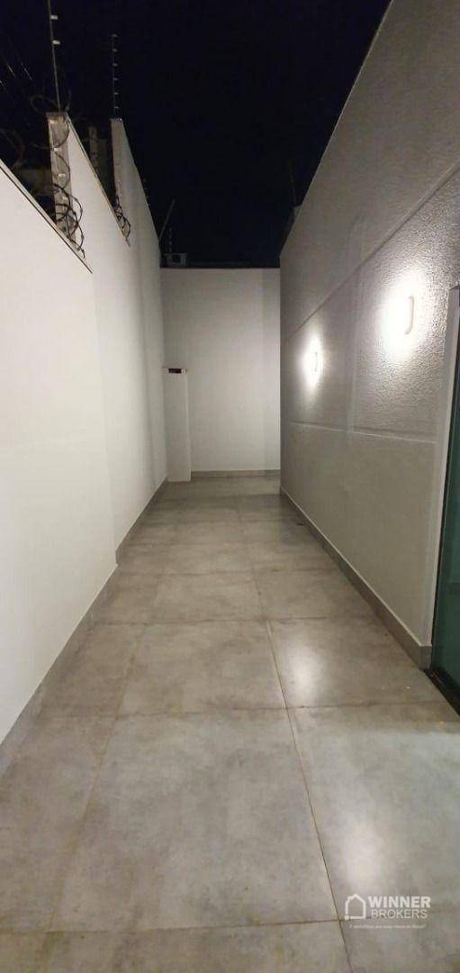 Sobrado à venda com 4 quartos, 250m² - Foto 12