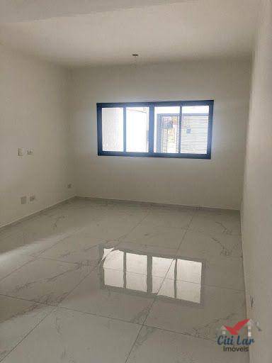 Sobrado à venda com 3 quartos, 140m² - Foto 2