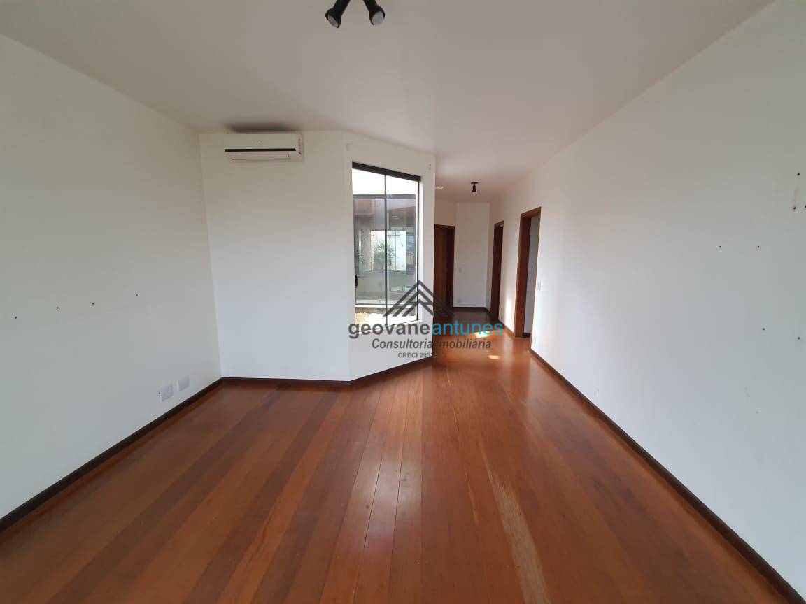 Sobrado à venda com 4 quartos, 681m² - Foto 57