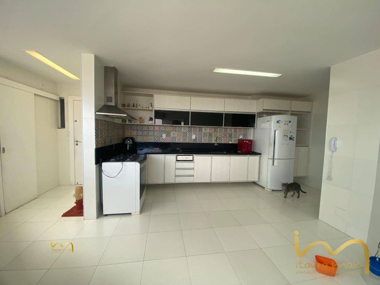 Apartamento à venda com 4 quartos, 225m² - Foto 6