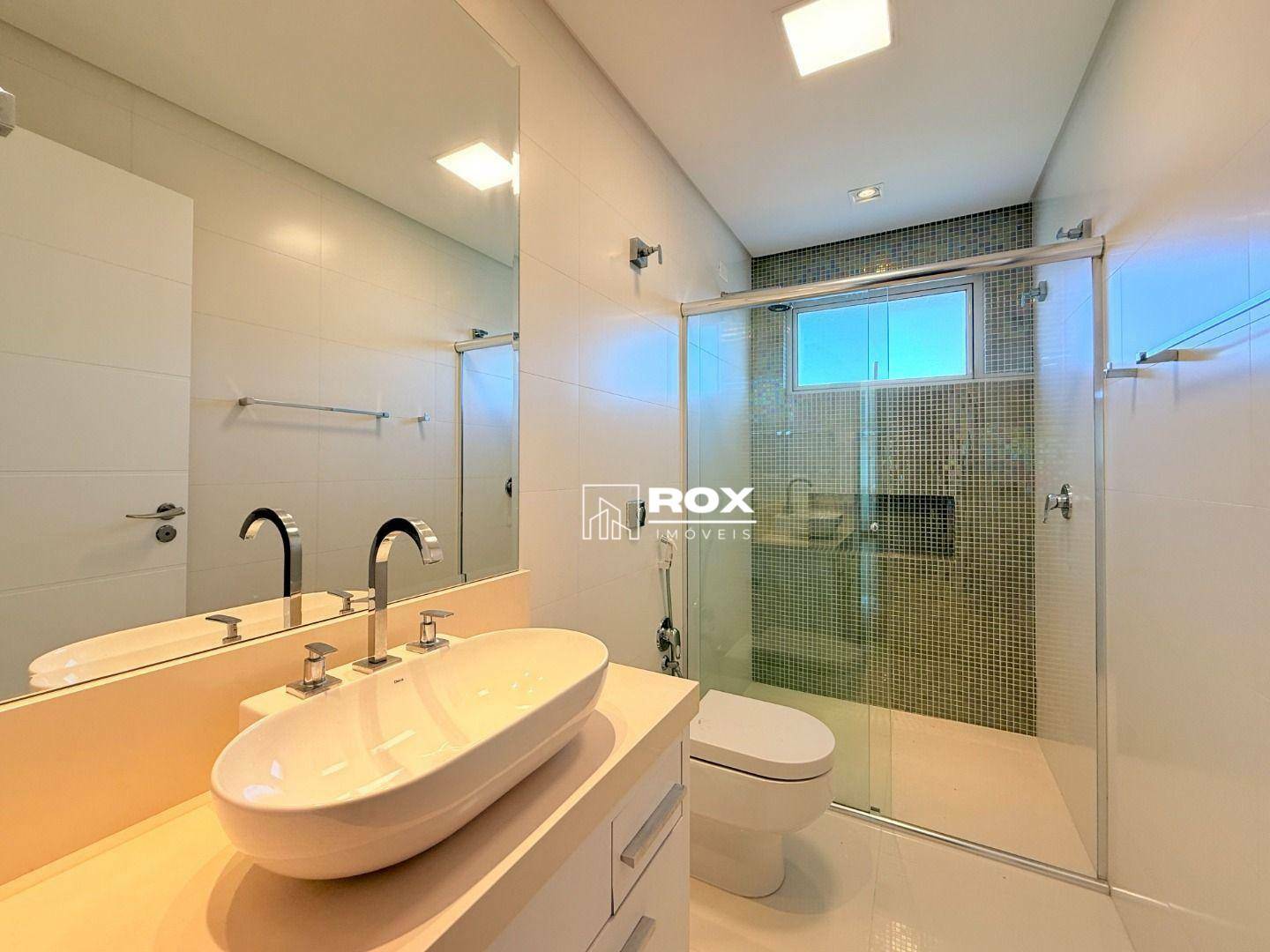 Casa de Condomínio à venda com 5 quartos, 492m² - Foto 30