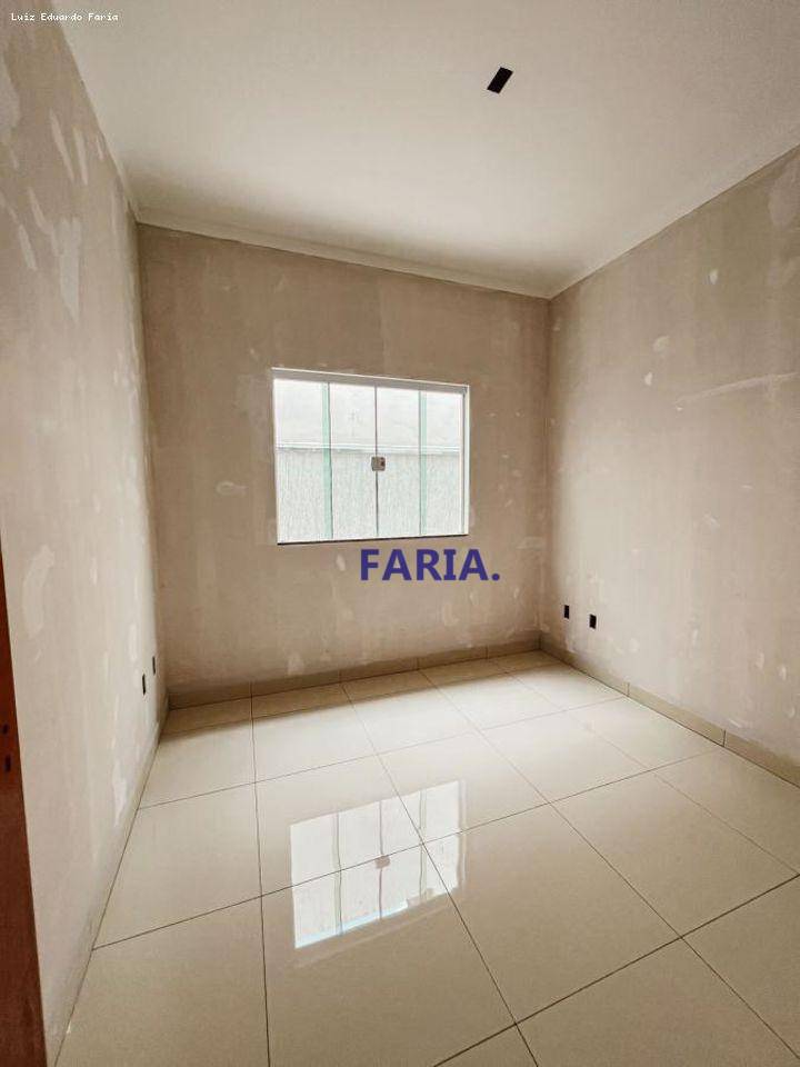 Casa à venda com 3 quartos, 190m² - Foto 9