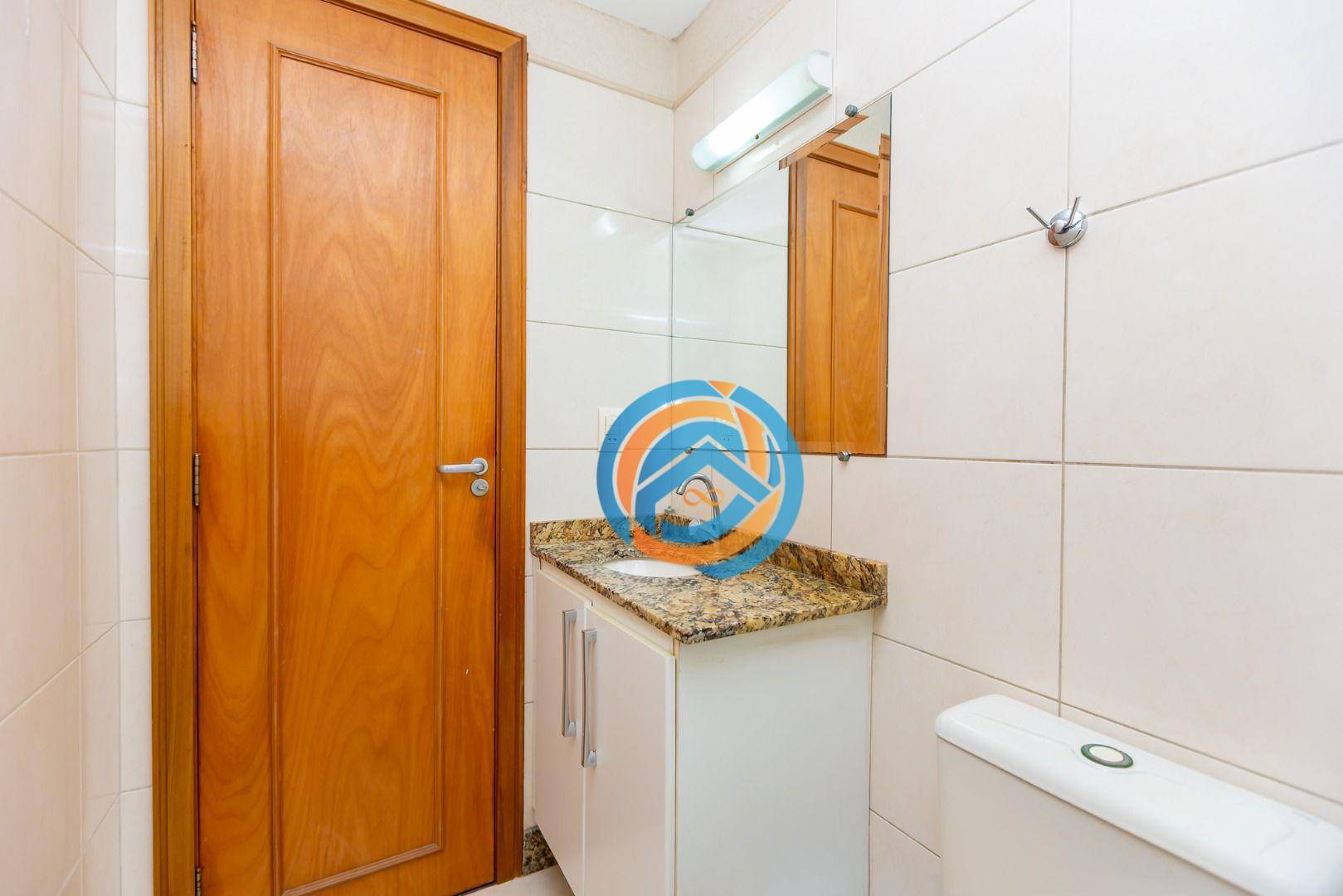 Sobrado à venda com 5 quartos, 220m² - Foto 46