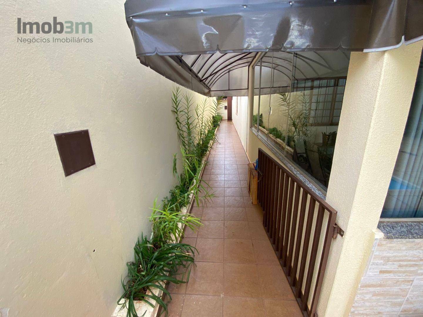 Sobrado à venda com 4 quartos, 360m² - Foto 49