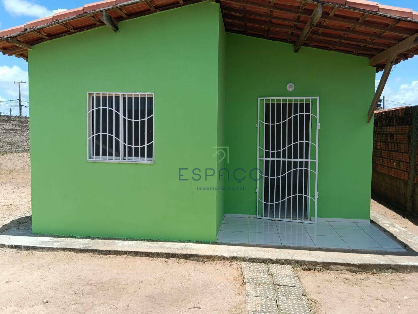 Casa à venda com 2 quartos, 60m² - Foto 1