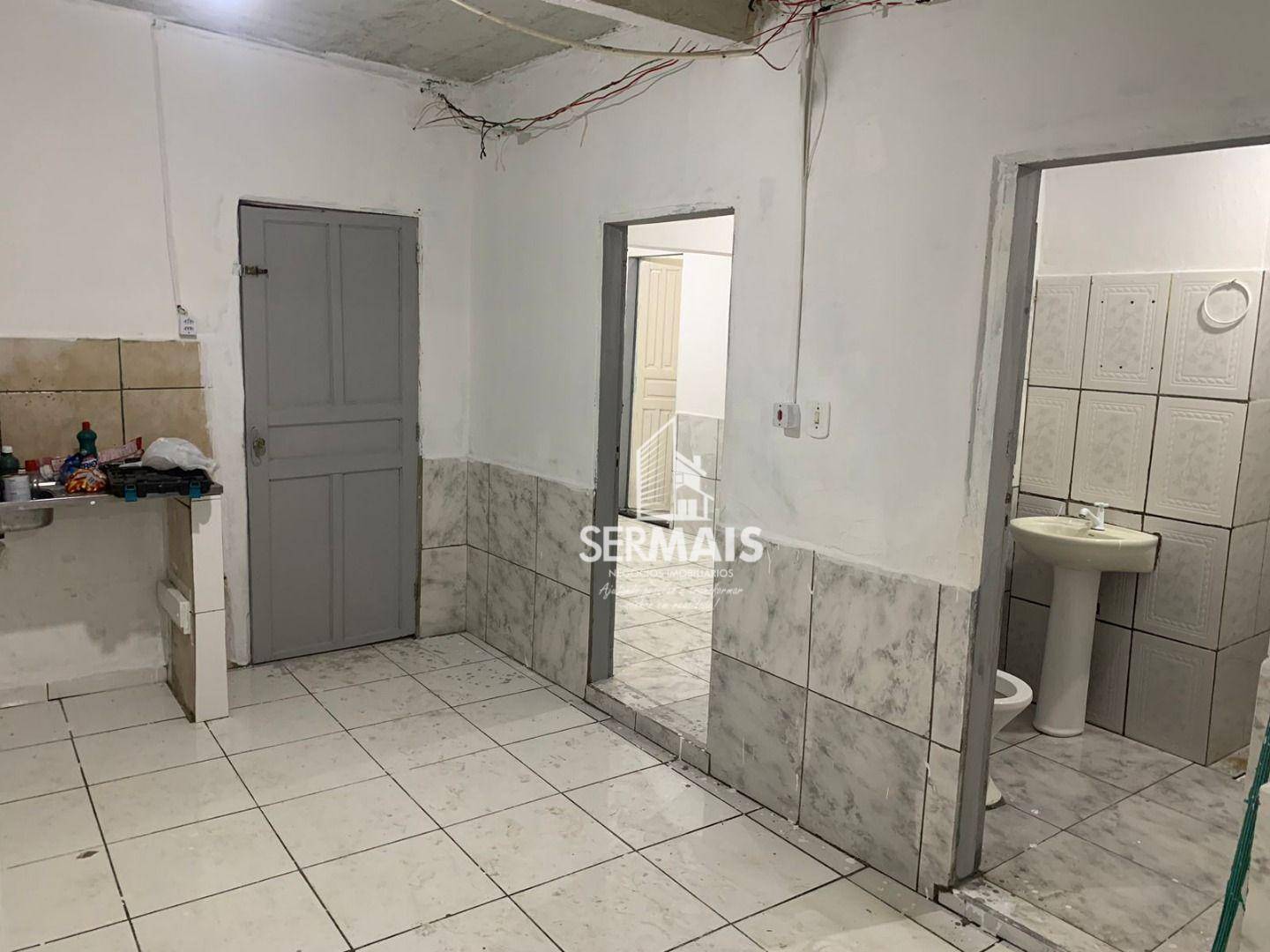 Casa à venda com 4 quartos, 228m² - Foto 9