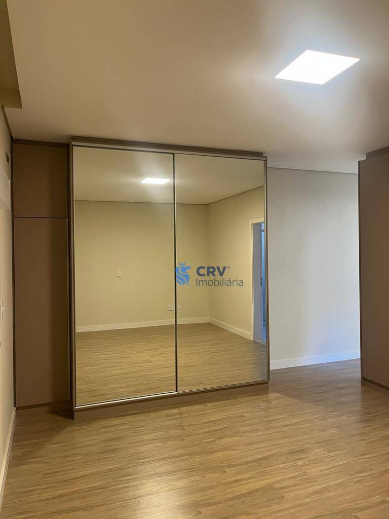 Sobrado para alugar com 4 quartos, 338m² - Foto 10