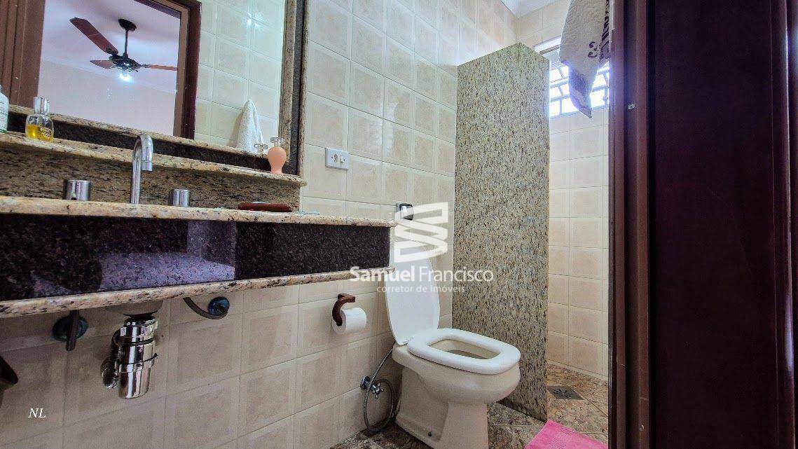 Chácara à venda com 4 quartos, 376m² - Foto 12