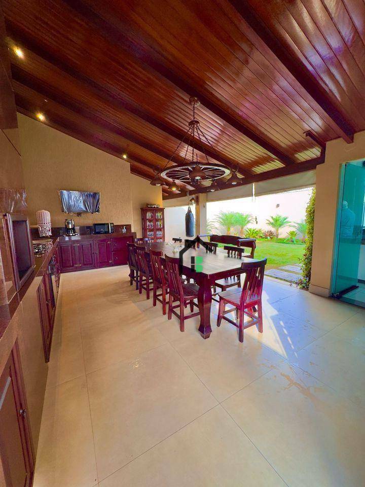 Casa à venda com 3 quartos, 250m² - Foto 16