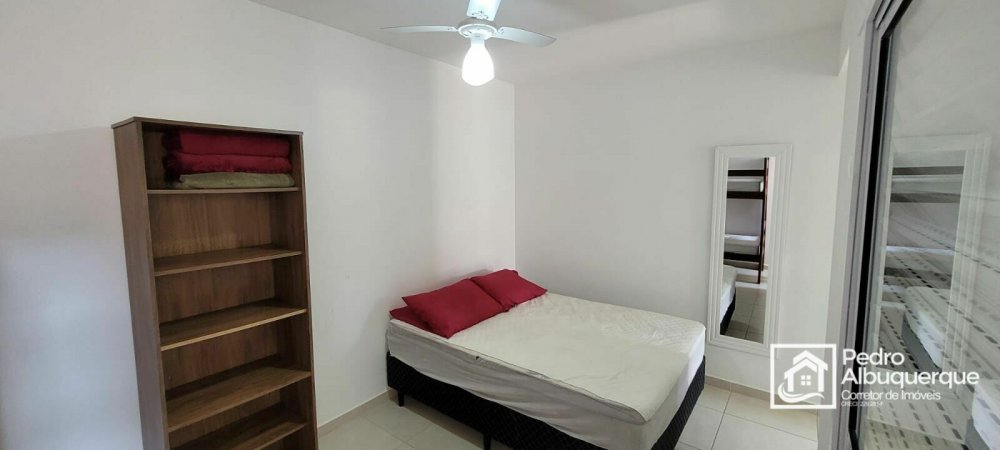 Apartamento à venda com 2 quartos, 63m² - Foto 2