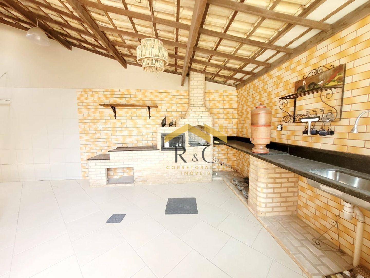 Casa à venda com 2 quartos, 70m² - Foto 18