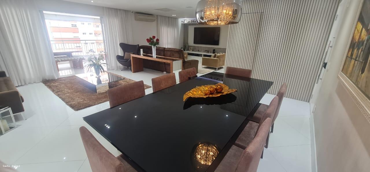 Apartamento à venda com 3 quartos, 198m² - Foto 1