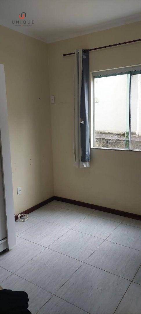 Apartamento para alugar com 2 quartos, 70m² - Foto 13