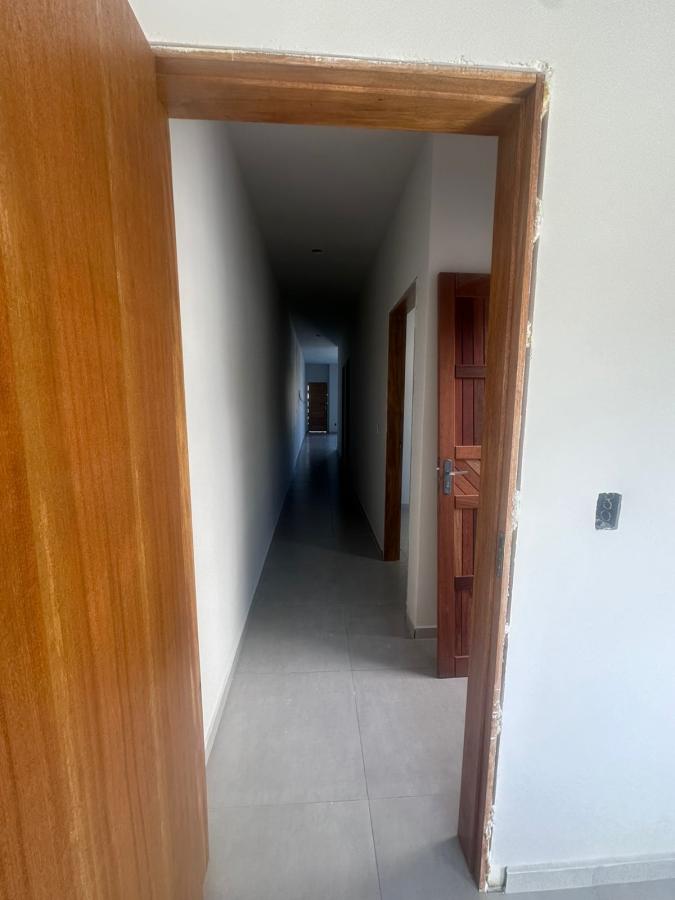 Casa à venda com 3 quartos, 68m² - Foto 10