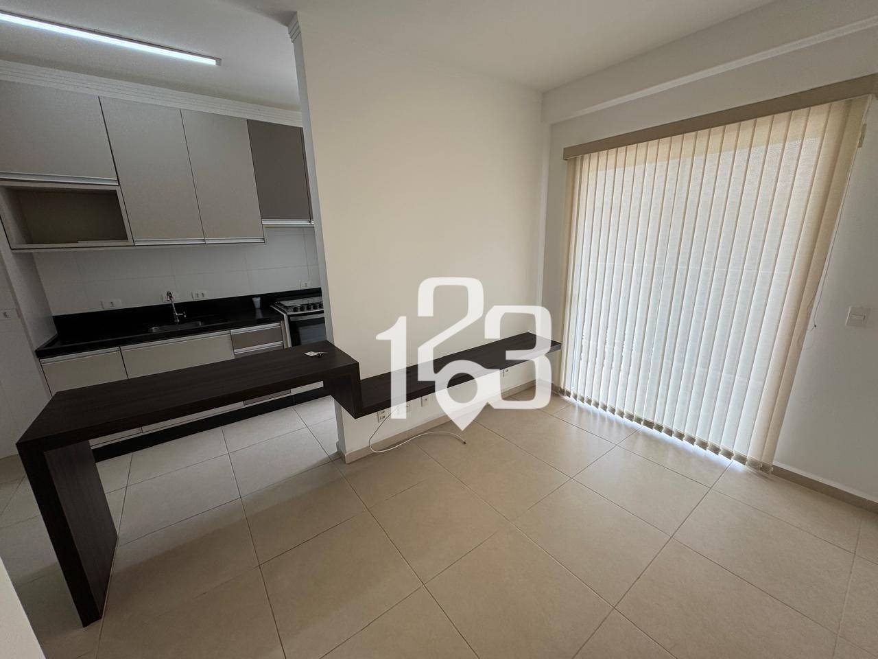 Apartamento para alugar com 1 quarto, 49m² - Foto 2