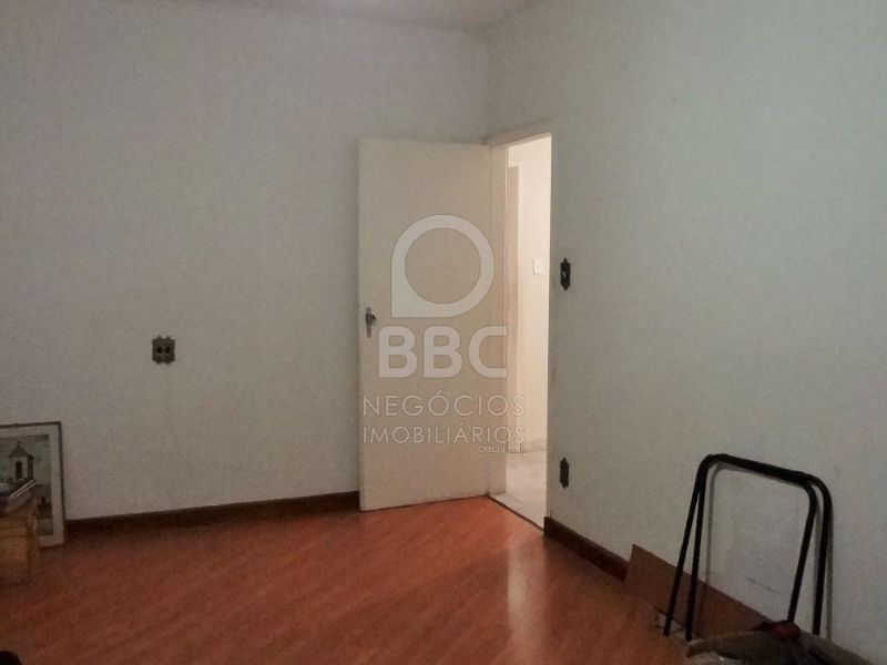 Sobrado à venda com 2 quartos, 240m² - Foto 14