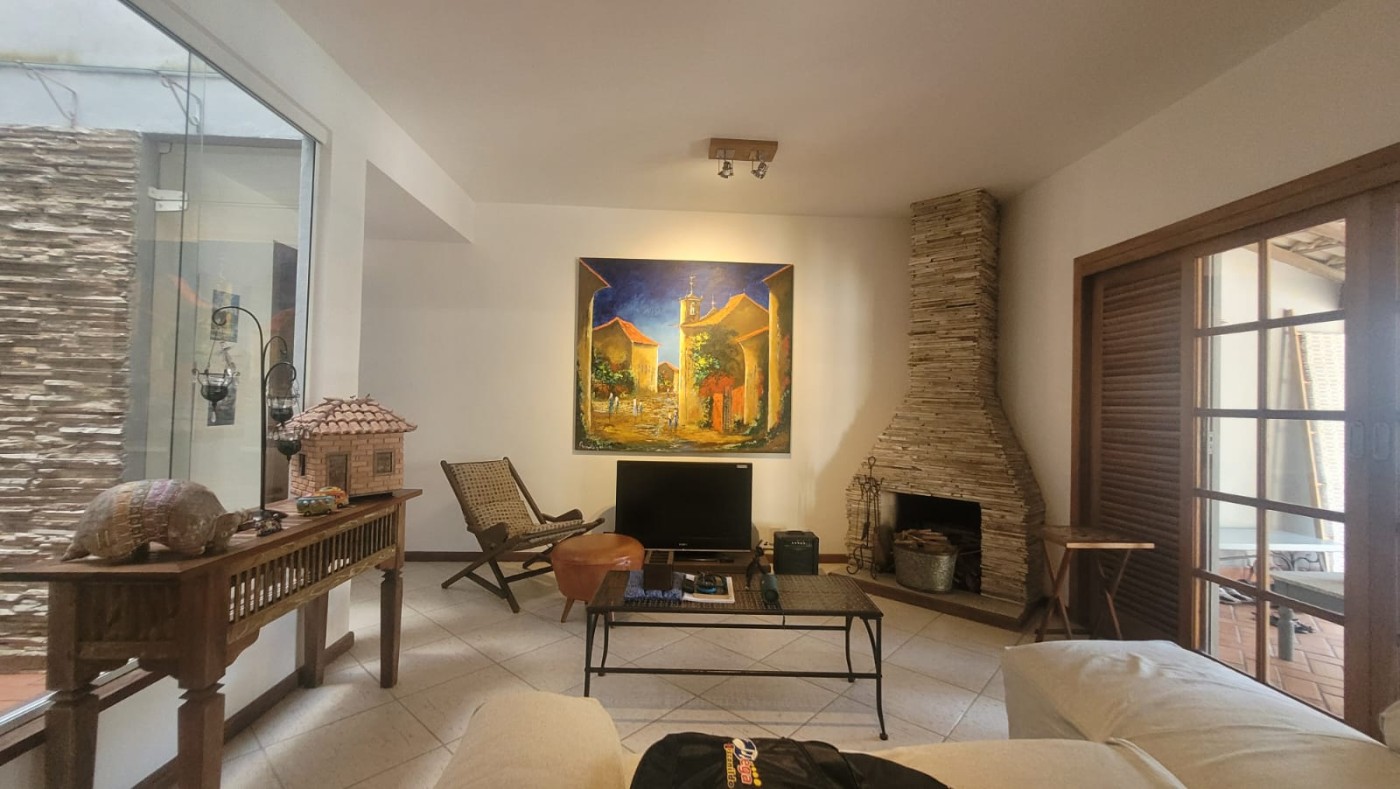 Casa de Condomínio à venda com 4 quartos, 290m² - Foto 17