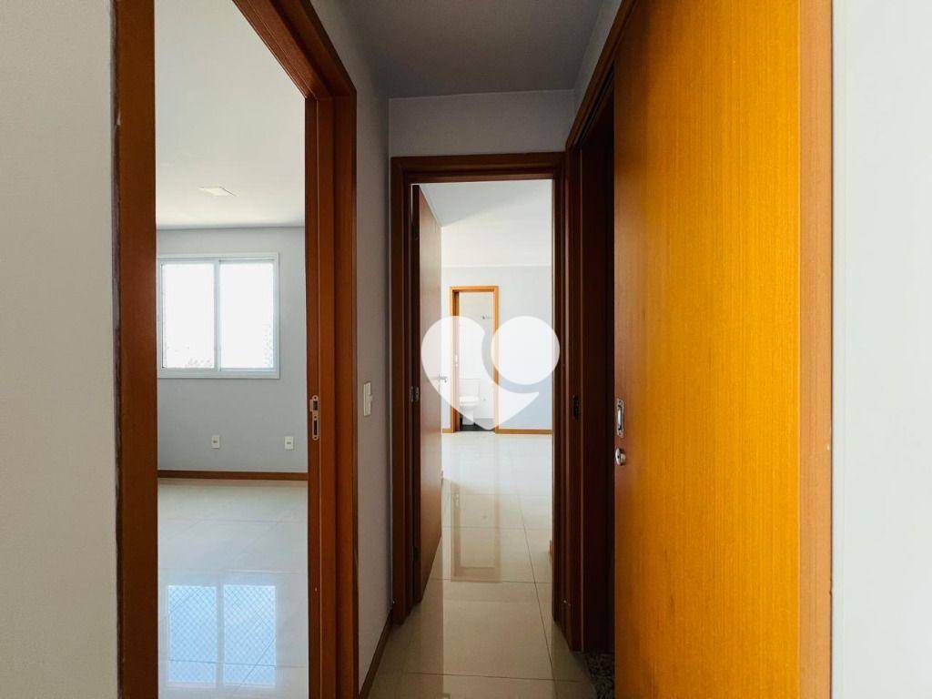 Apartamento para alugar com 2 quartos, 70m² - Foto 4