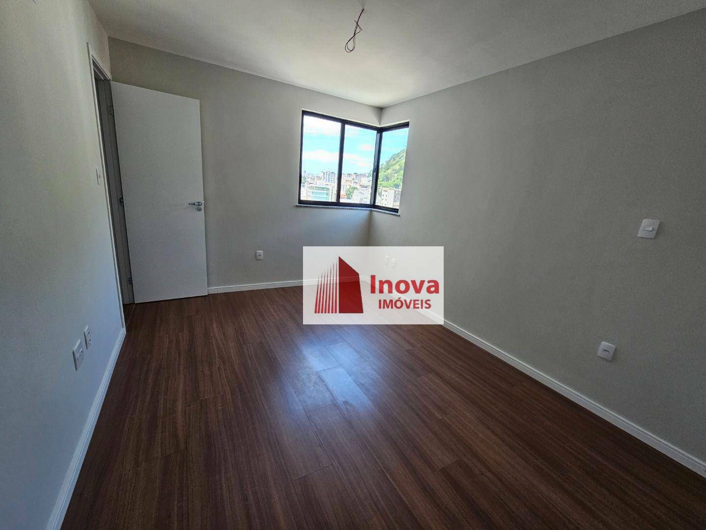 Cobertura à venda com 4 quartos, 240m² - Foto 38