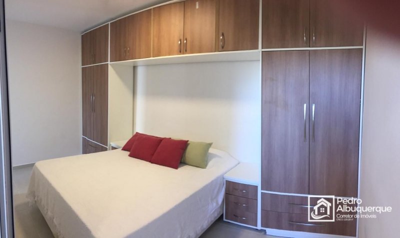 Apartamento à venda com 2 quartos, 63m² - Foto 3