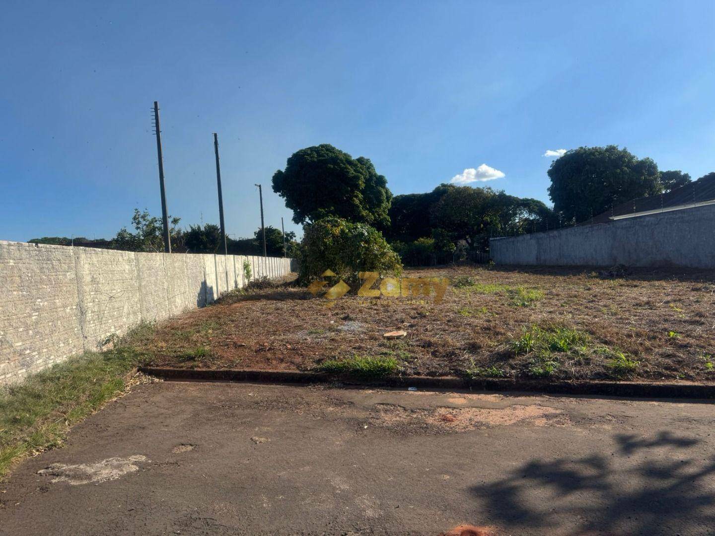 Terreno à venda, 388M2 - Foto 2