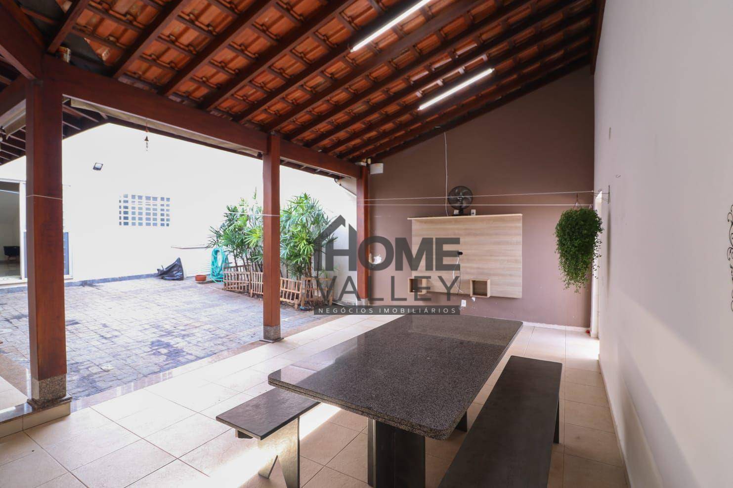 Casa à venda com 3 quartos, 217m² - Foto 37