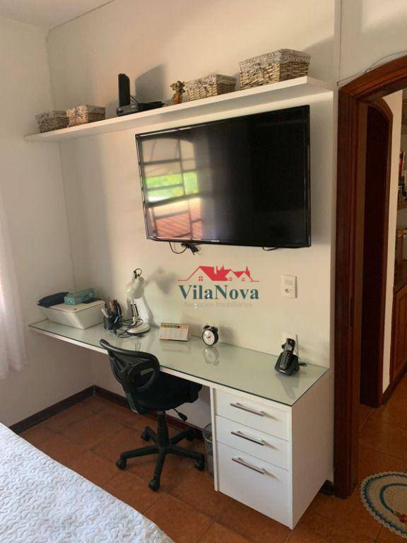 Casa à venda com 3 quartos, 210m² - Foto 17