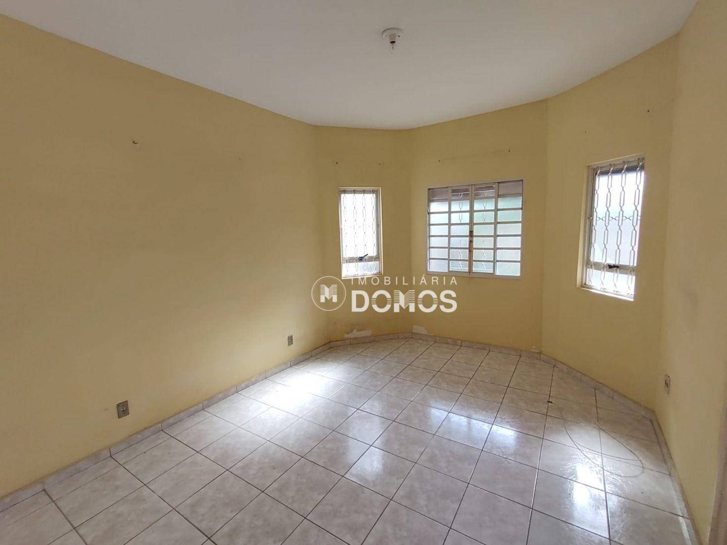 Casa à venda com 2 quartos, 85m² - Foto 7