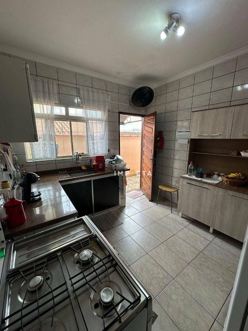 Casa à venda com 3 quartos, 157m² - Foto 10