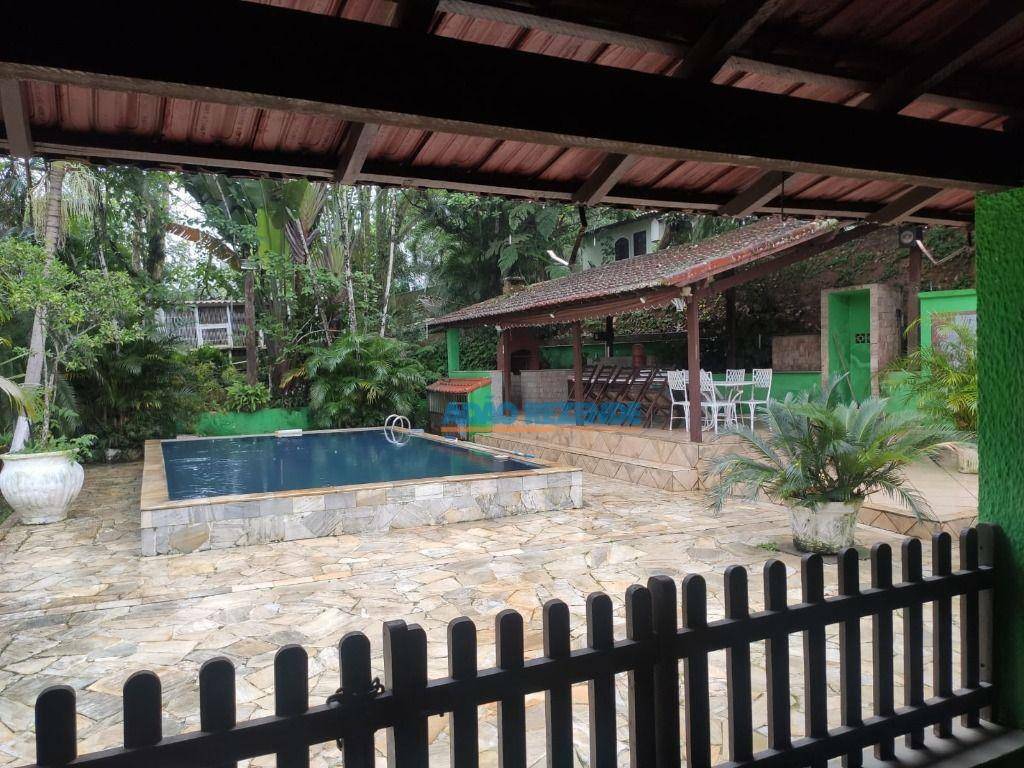 Sítio à venda com 3 quartos, 400m² - Foto 4
