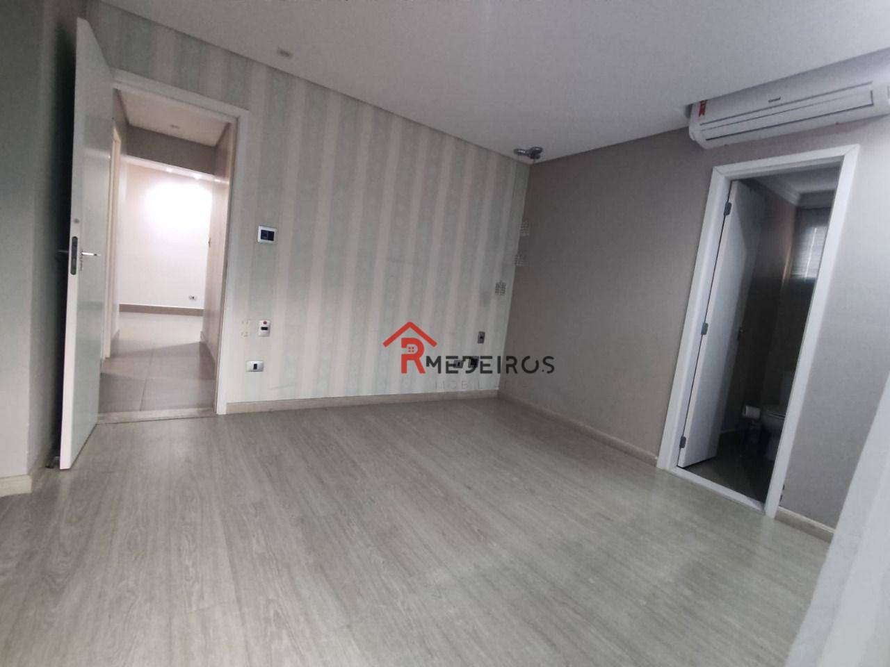 Apartamento à venda com 3 quartos, 112m² - Foto 9