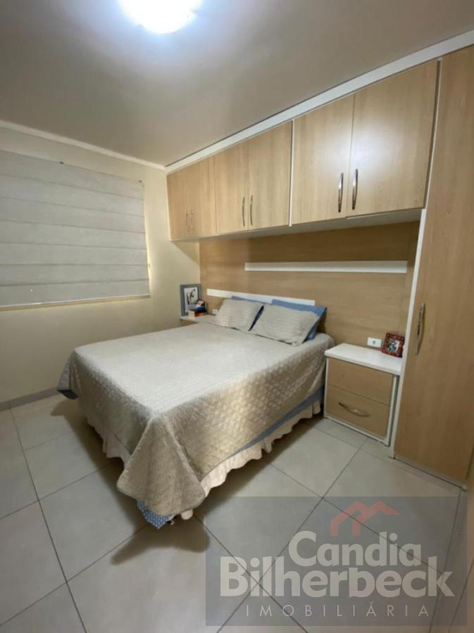 Casa à venda com 2 quartos, 360m² - Foto 6