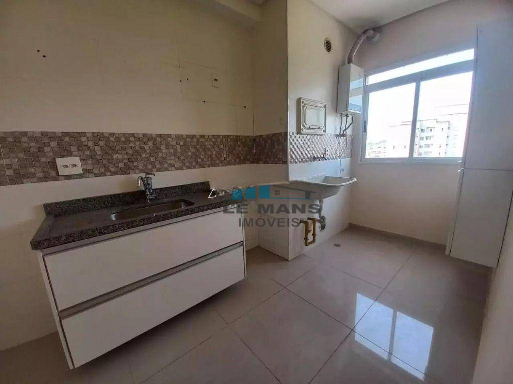 Apartamento à venda com 2 quartos, 53m² - Foto 6