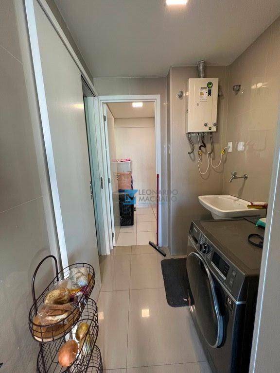 Apartamento à venda com 2 quartos, 95m² - Foto 10