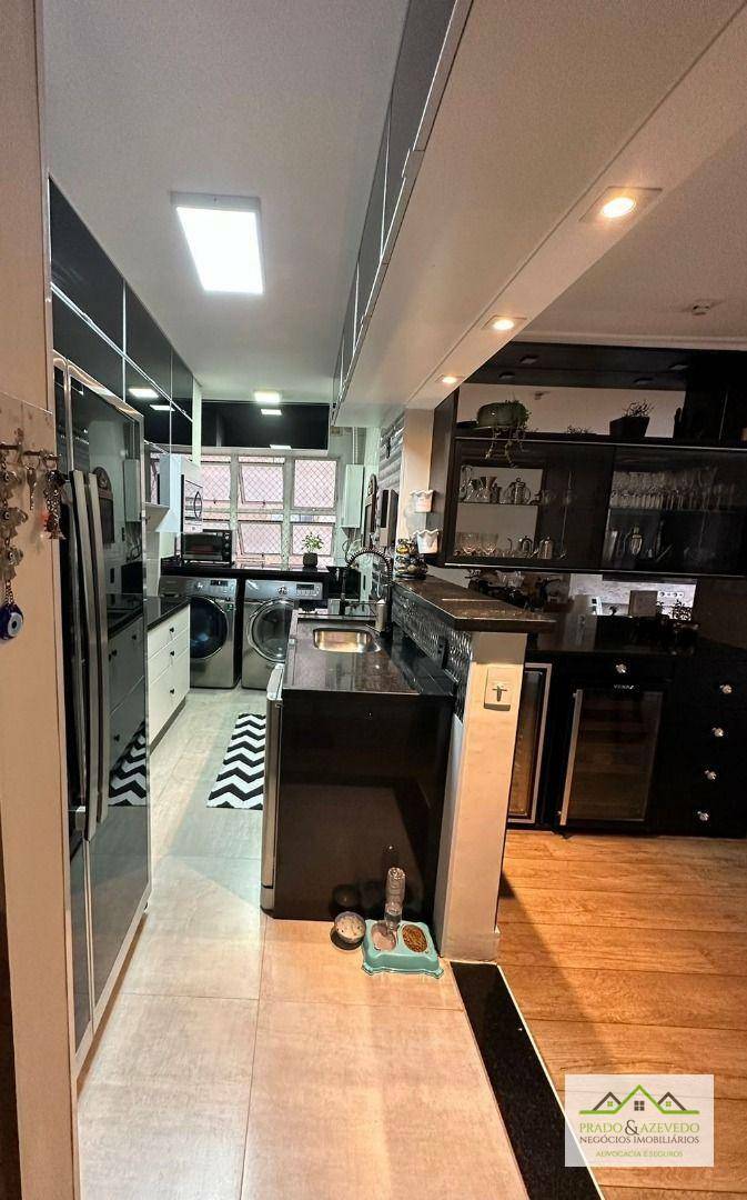 Apartamento à venda com 2 quartos, 64m² - Foto 4