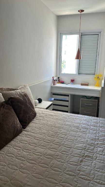Apartamento para alugar com 3 quartos, 83m² - Foto 12