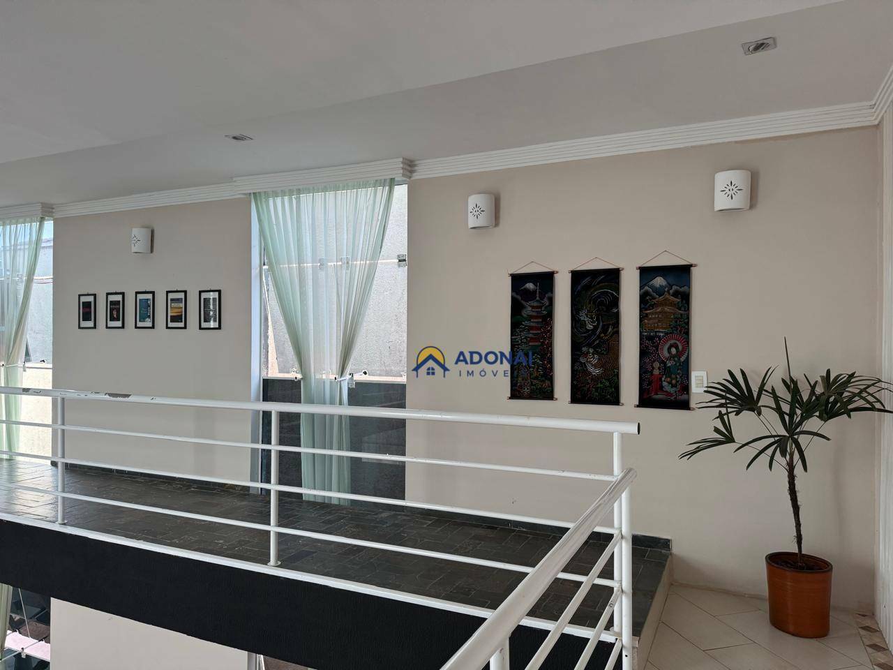 Casa à venda com 4 quartos, 303m² - Foto 32